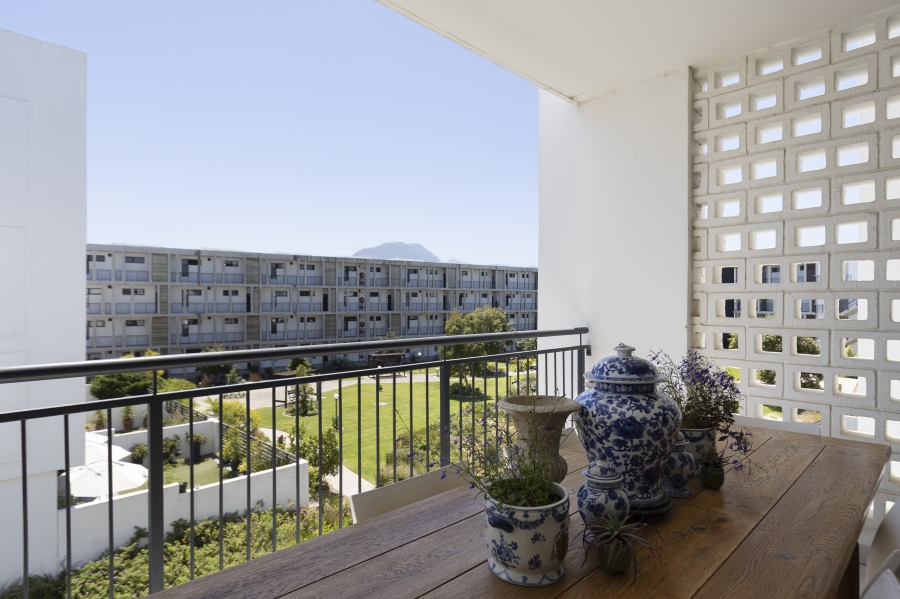 2 Bedroom Property for Sale in Paardevlei Western Cape